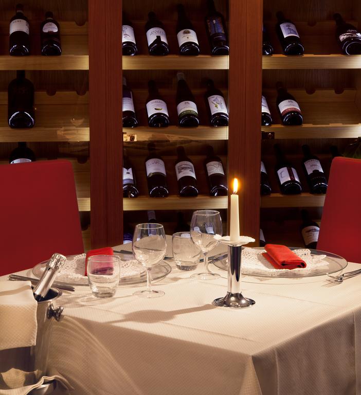 Albergo Cavallino Bianco Rumo Esterno foto