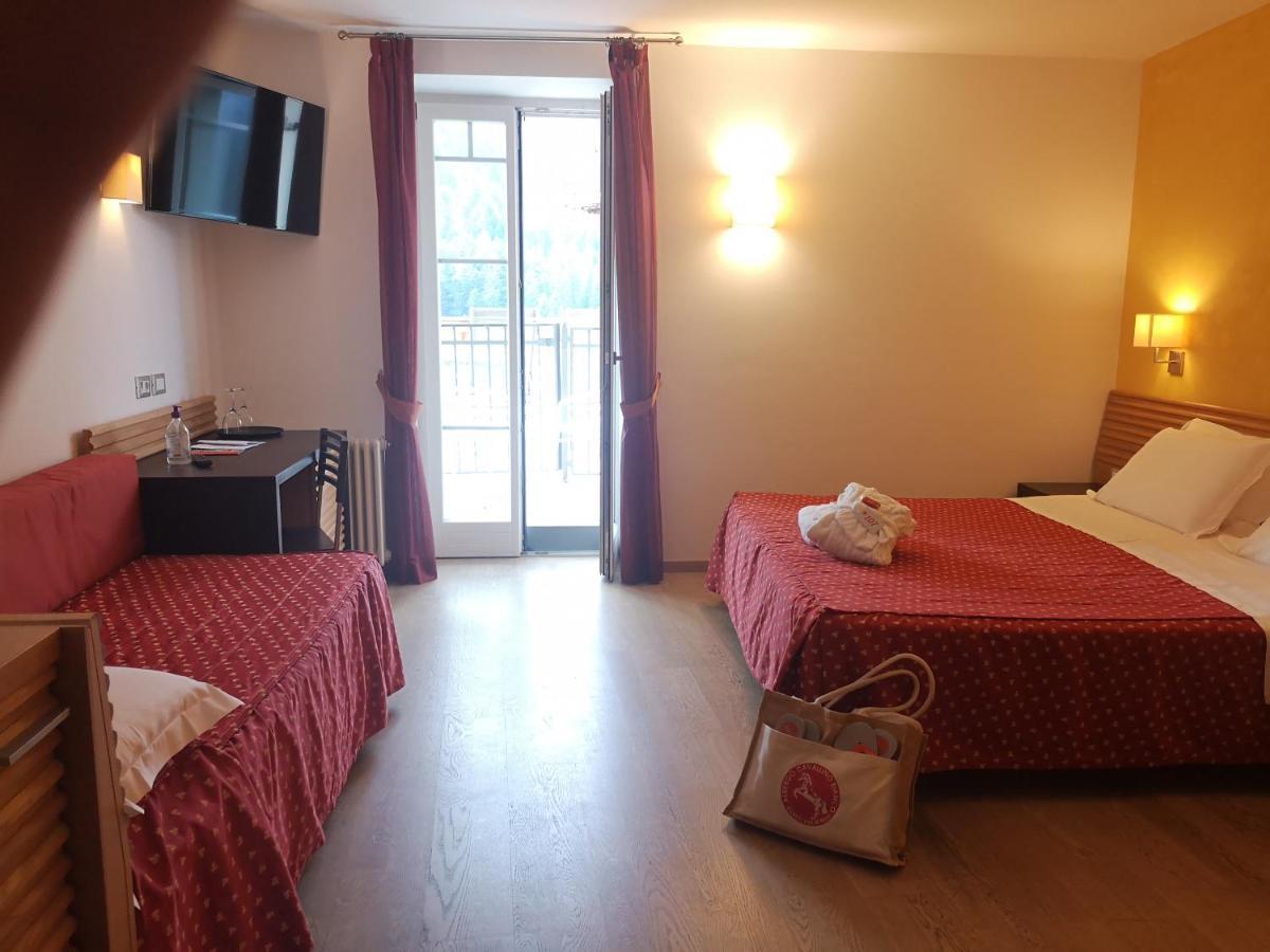 Albergo Cavallino Bianco Rumo Esterno foto