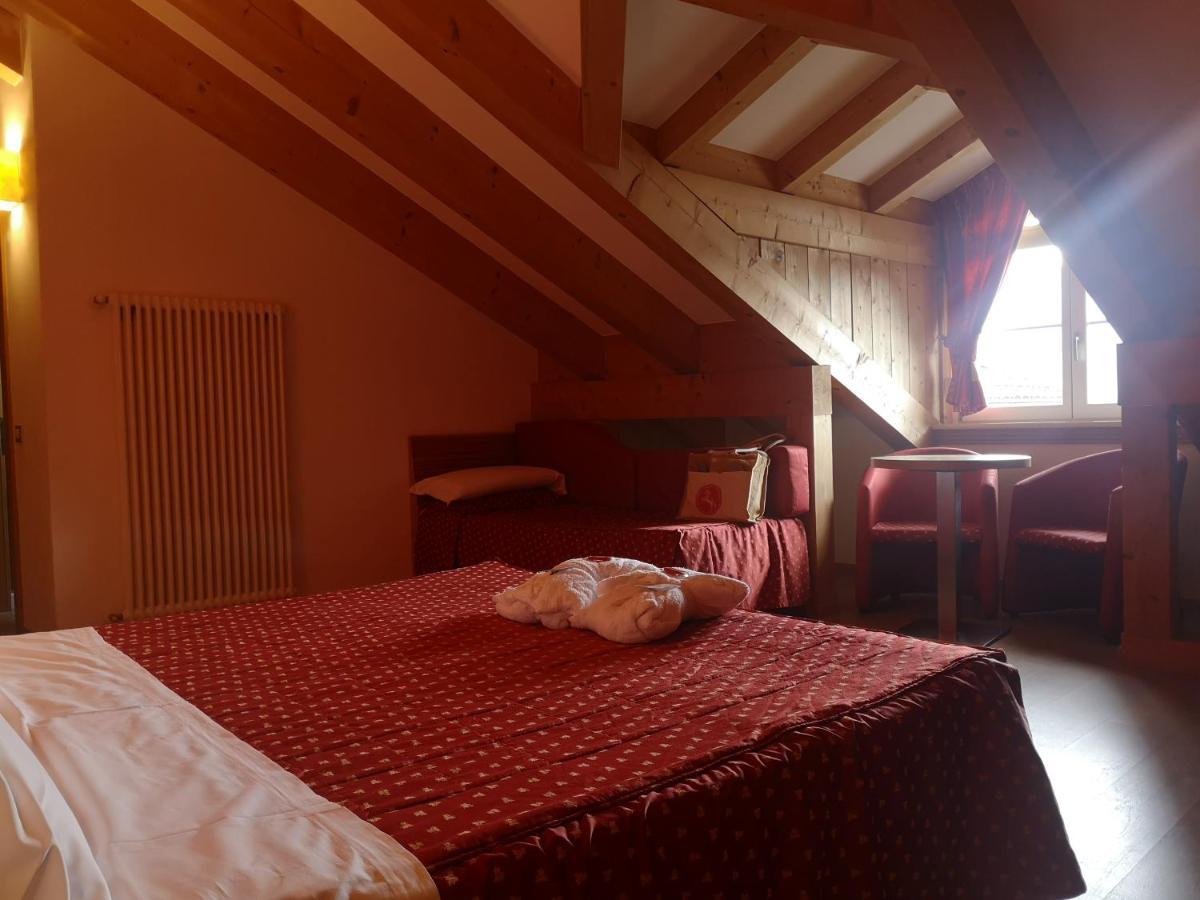Albergo Cavallino Bianco Rumo Esterno foto