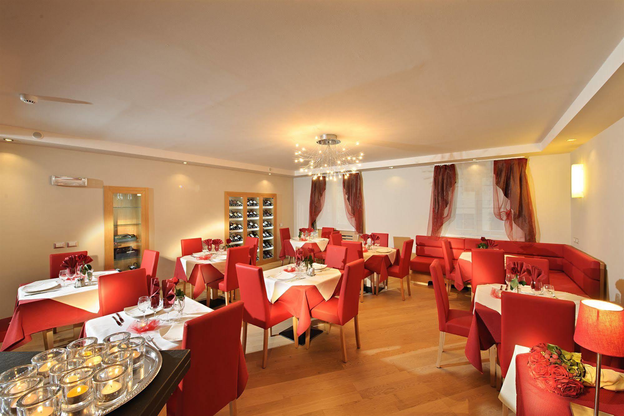 Albergo Cavallino Bianco Rumo Esterno foto
